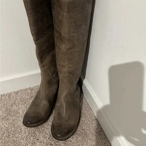 Frye 77534 tall leather boots 9.5 riding